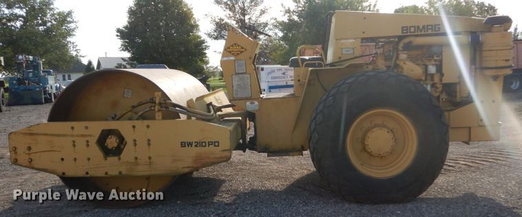 image for item JG9005 Bomag BW210PD  single drum vibratory roller