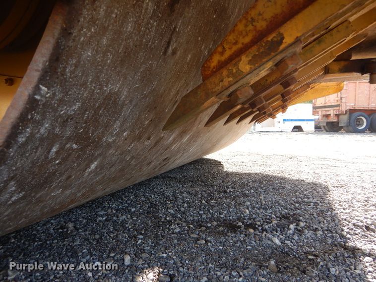 image for item JG9005 Bomag BW210PD  single drum vibratory roller