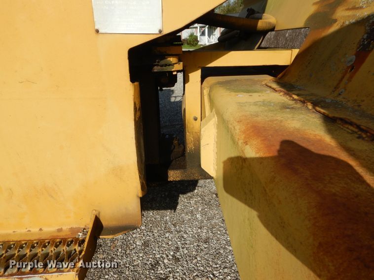 image for item JG9005 Bomag BW210PD  single drum vibratory roller