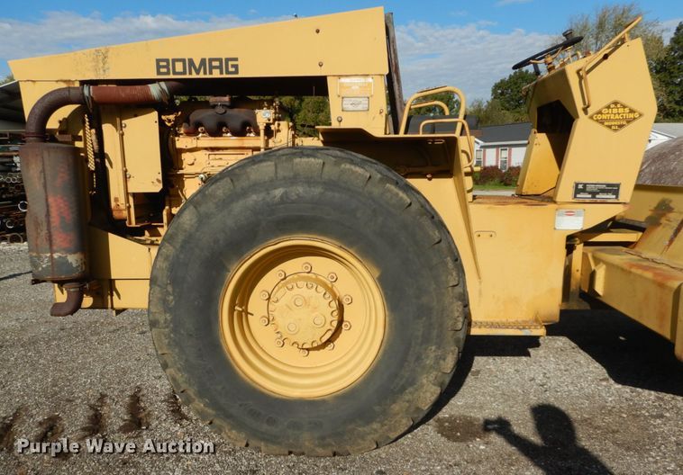 image for item JG9005 Bomag BW210PD  single drum vibratory roller