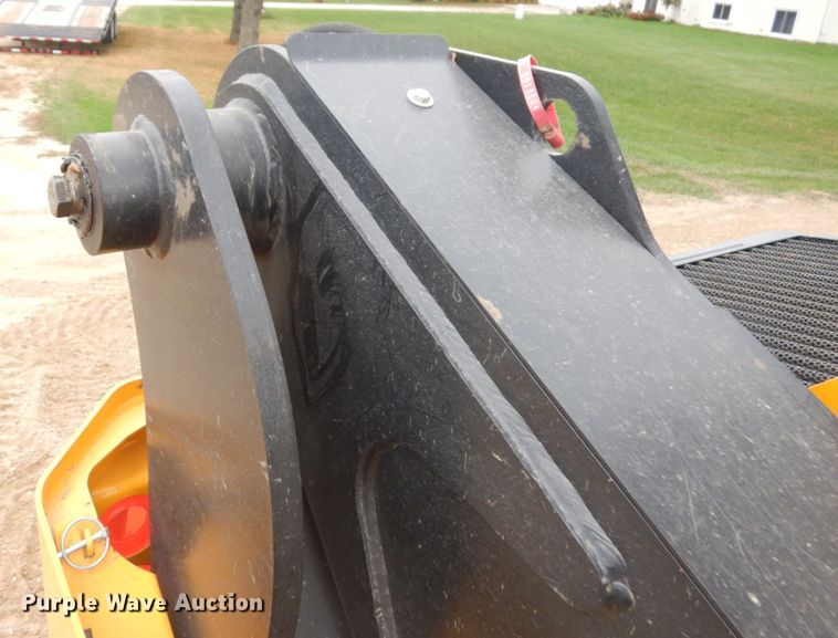 image for item JQ9399 2019 JCB 270T  tracked skid steer loader