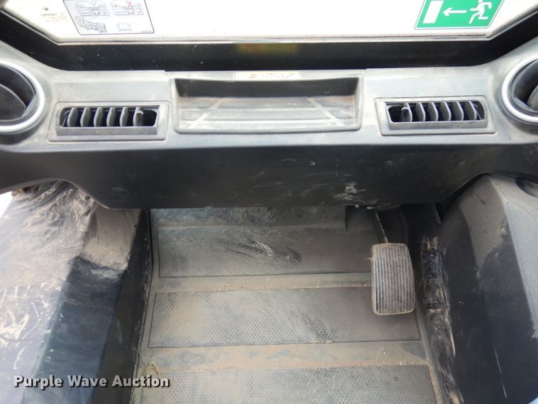 image for item JQ9399 2019 JCB 270T  tracked skid steer loader