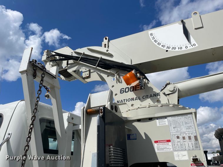 image for item JQ9408 2013 Freightliner 114SD  crane truck