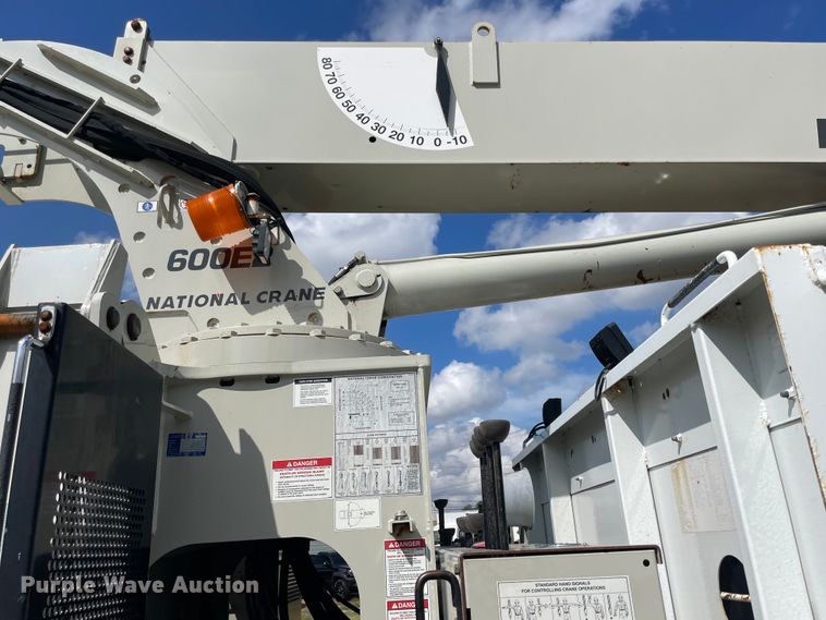 image for item JQ9408 2013 Freightliner 114SD  crane truck