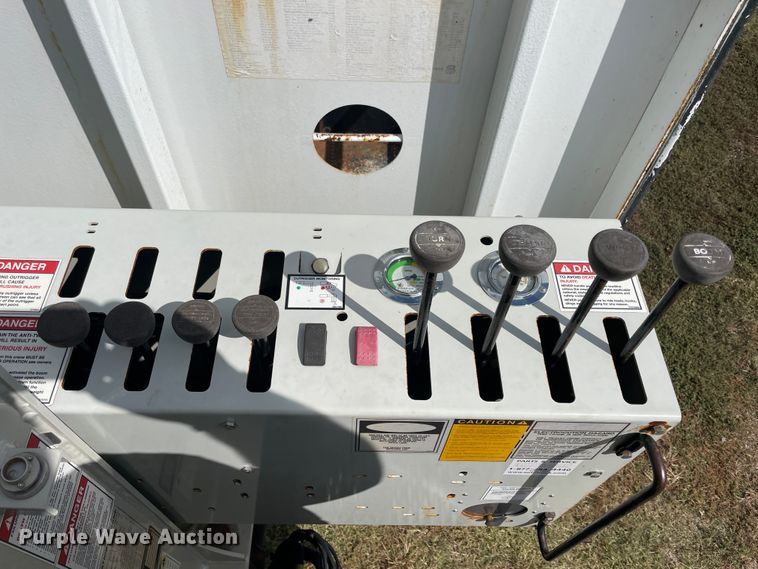 image for item JQ9408 2013 Freightliner 114SD  crane truck