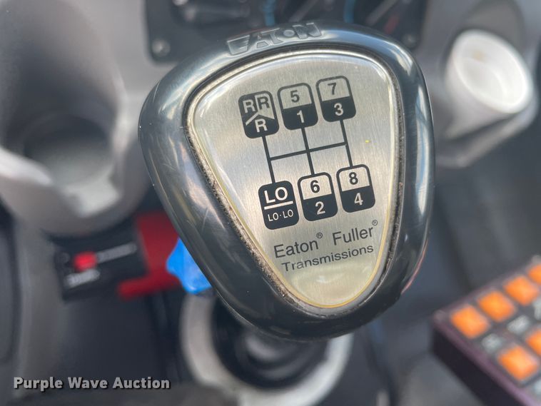 image for item JQ9408 2013 Freightliner 114SD  crane truck