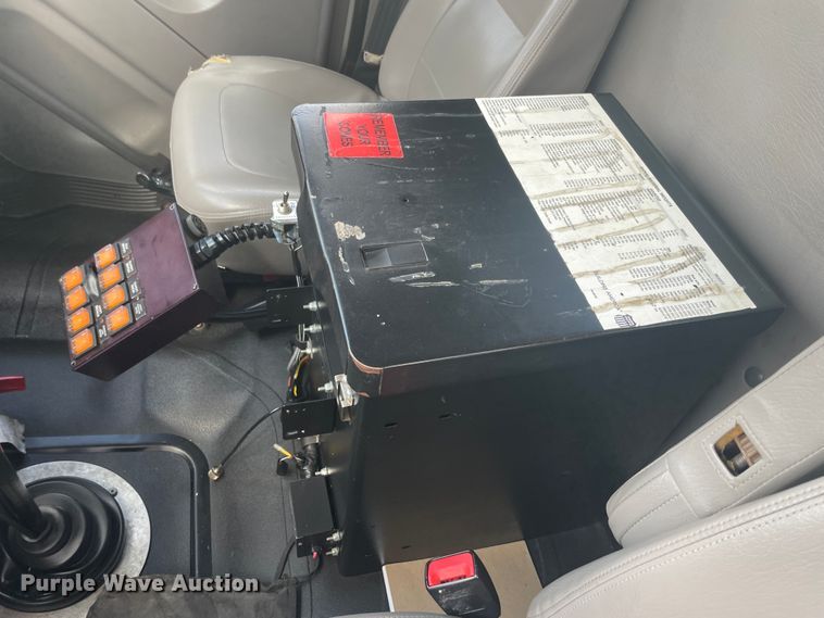 image for item JQ9408 2013 Freightliner 114SD  crane truck