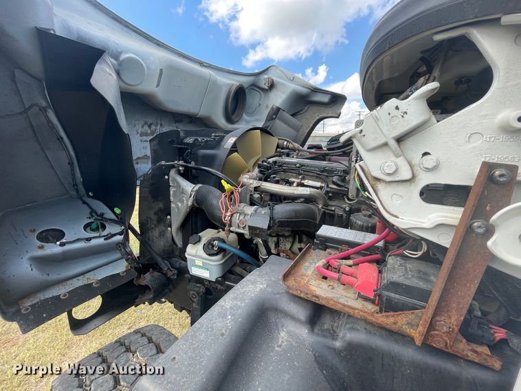 image for item JQ9408 2013 Freightliner 114SD  crane truck