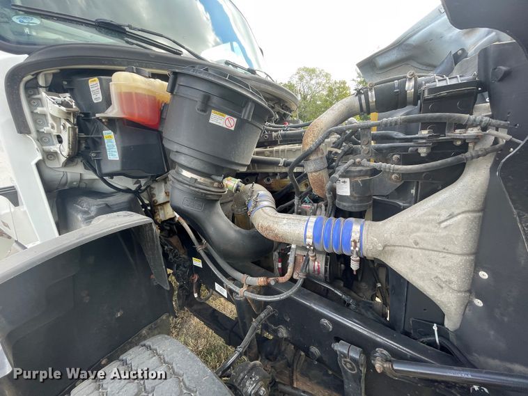 image for item JQ9408 2013 Freightliner 114SD  crane truck