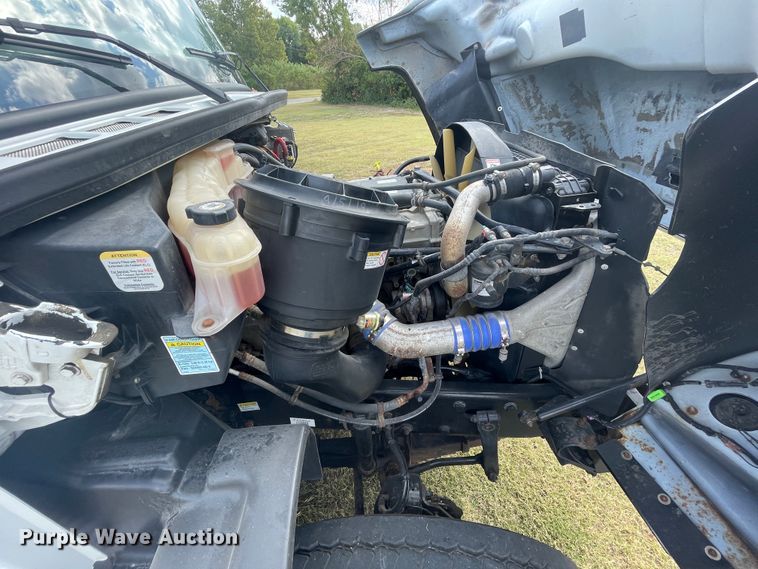 image for item JQ9408 2013 Freightliner 114SD  crane truck