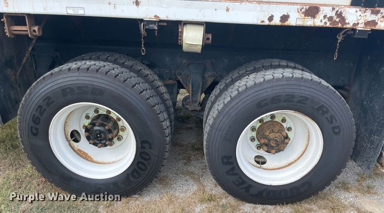 image for item JQ9408 2013 Freightliner 114SD  crane truck