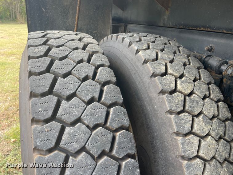 image for item JQ9408 2013 Freightliner 114SD  crane truck