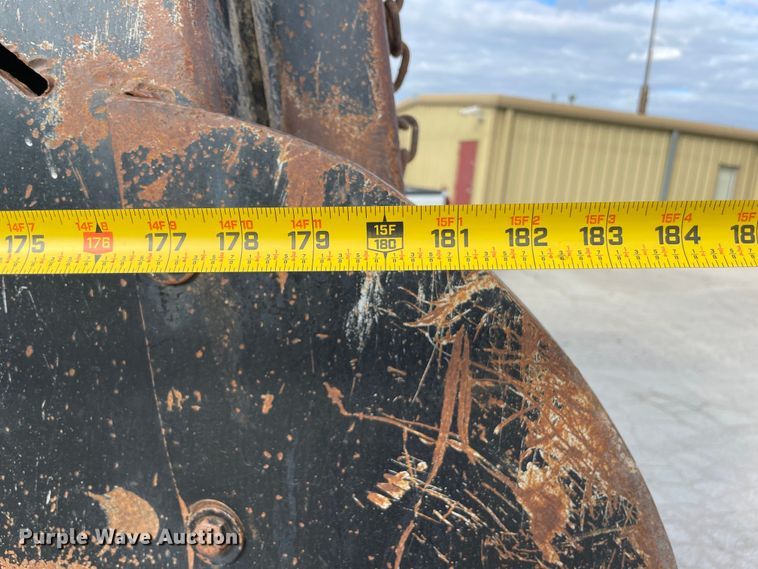 image for item JQ9409 2007 International 7400  dump truck