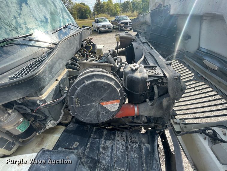 image for item JQ9409 2007 International 7400  dump truck