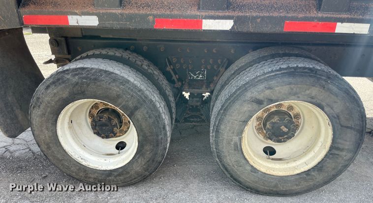 image for item JQ9409 2007 International 7400  dump truck