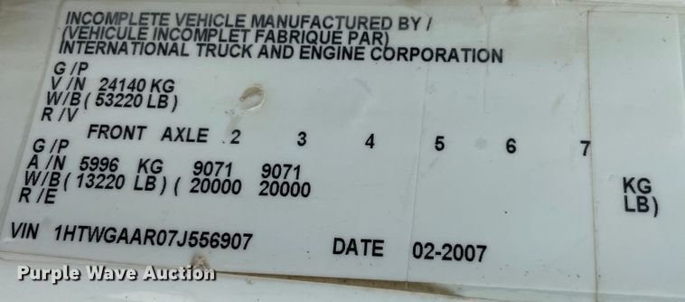 image for item JQ9409 2007 International 7400  dump truck