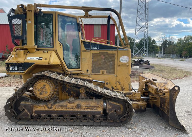 image for item JQ9412 2005 Caterpillar D5N XL  dozer