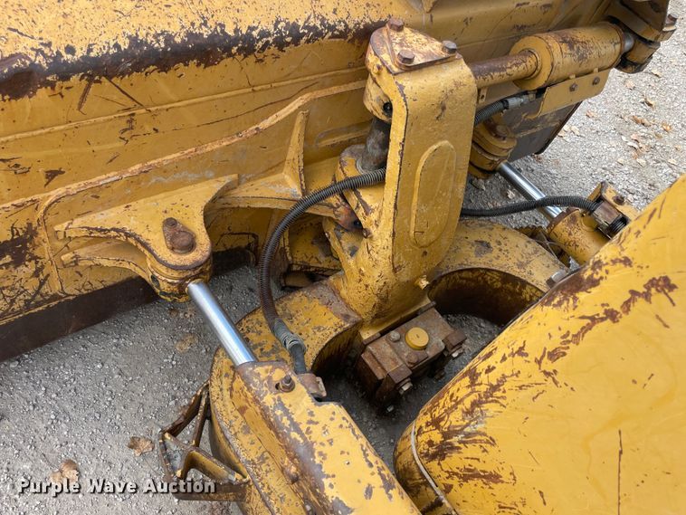 image for item JQ9412 2005 Caterpillar D5N XL  dozer