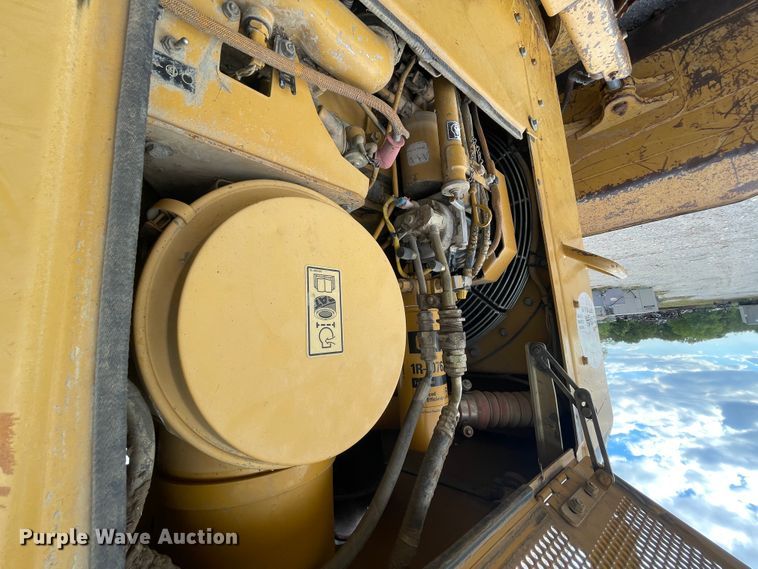 image for item JQ9412 2005 Caterpillar D5N XL  dozer