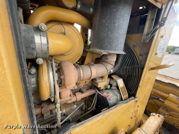 image for item JQ9412 2005 Caterpillar D5N XL  dozer