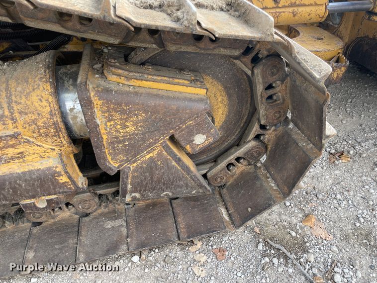 image for item JQ9412 2005 Caterpillar D5N XL  dozer