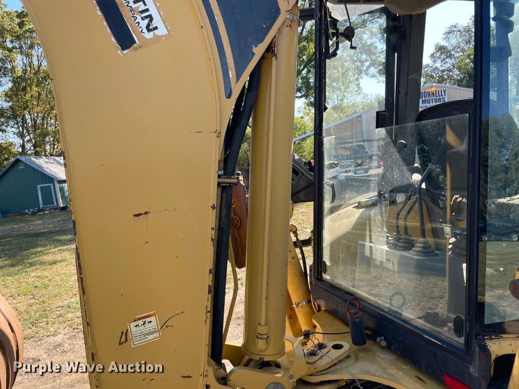 image for item JQ9419 2000 Caterpillar 426C  backhoe