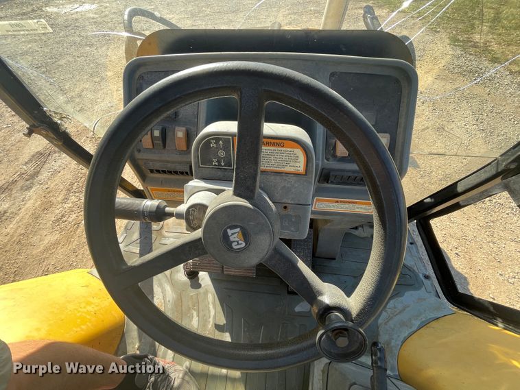 image for item JQ9419 2000 Caterpillar 426C  backhoe