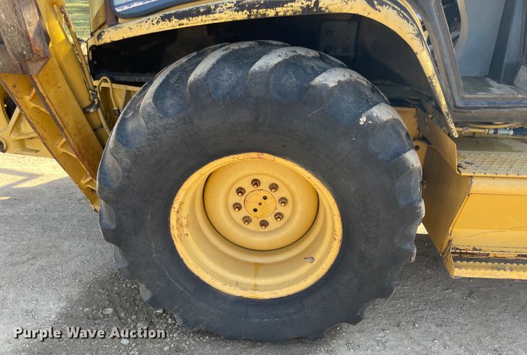 image for item JQ9419 2000 Caterpillar 426C  backhoe