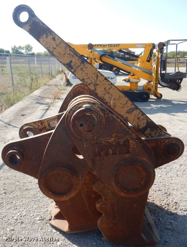 image for item JS9171 2005 NYE  excavator concrete pulverizer