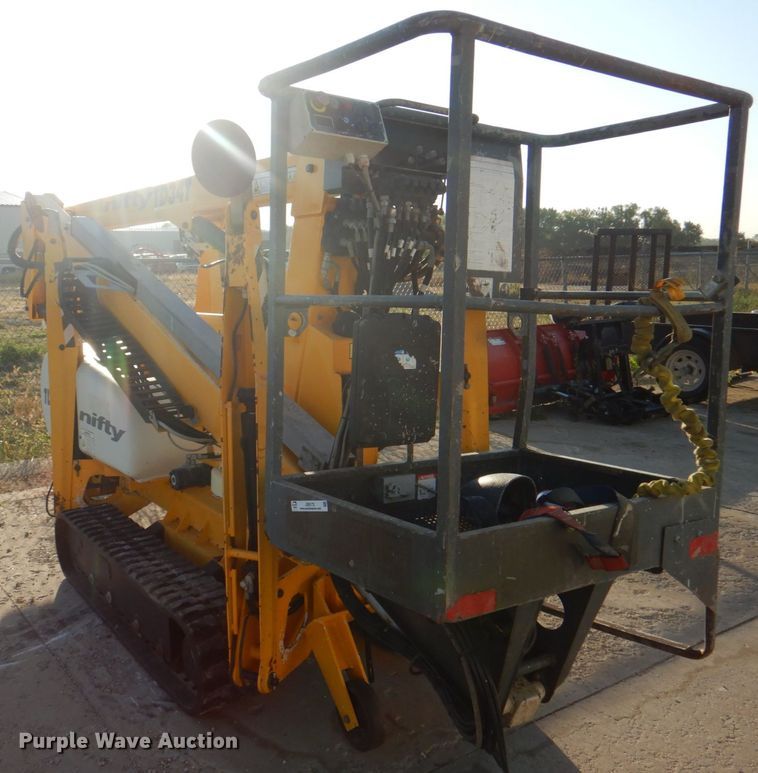 image for item JS9172 Nifty TD34T  boom lift