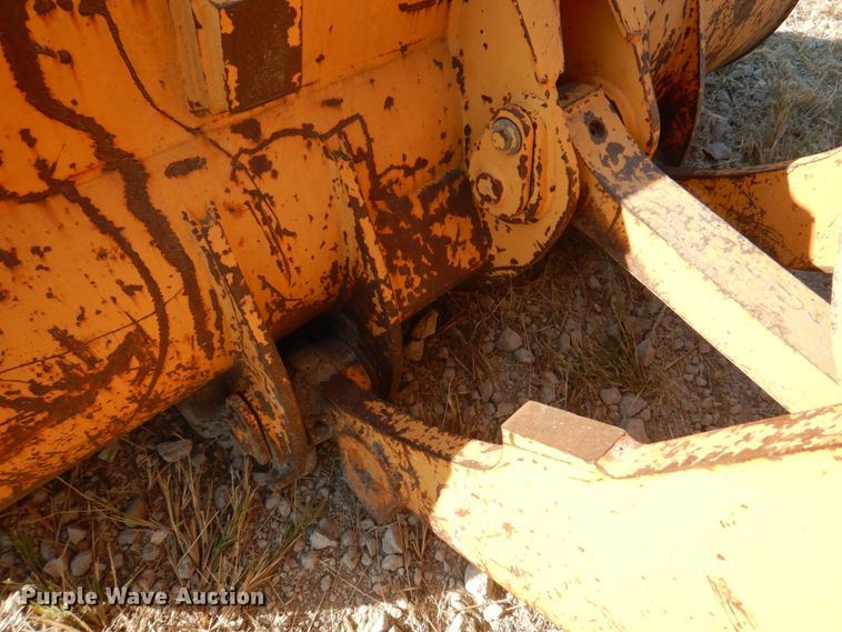 image for item JS9180 Liebherr LR611  track loader