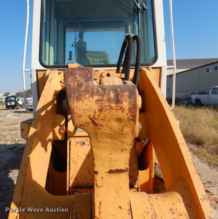 image for item JS9180 Liebherr LR611  track loader