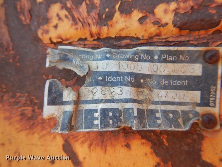 image for item JS9180 Liebherr LR611  track loader