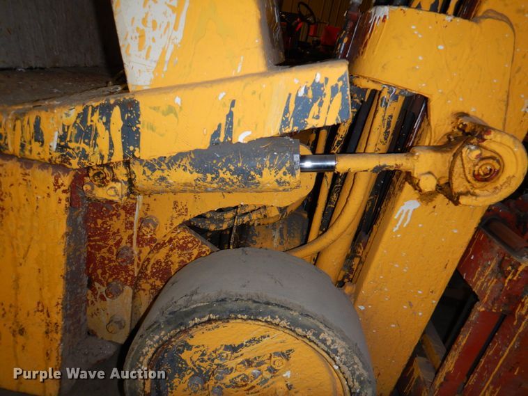 image for item JS9182 Nissan 30  forklift