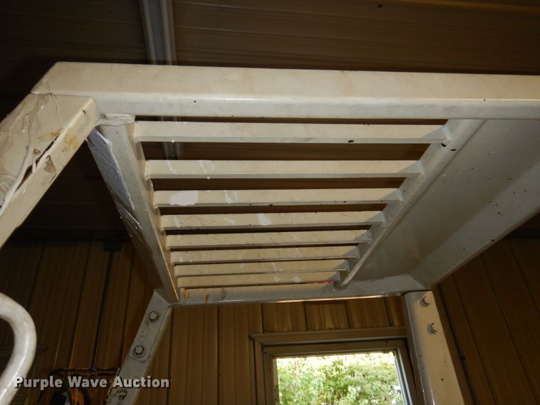 image for item JS9182 Nissan 30  forklift