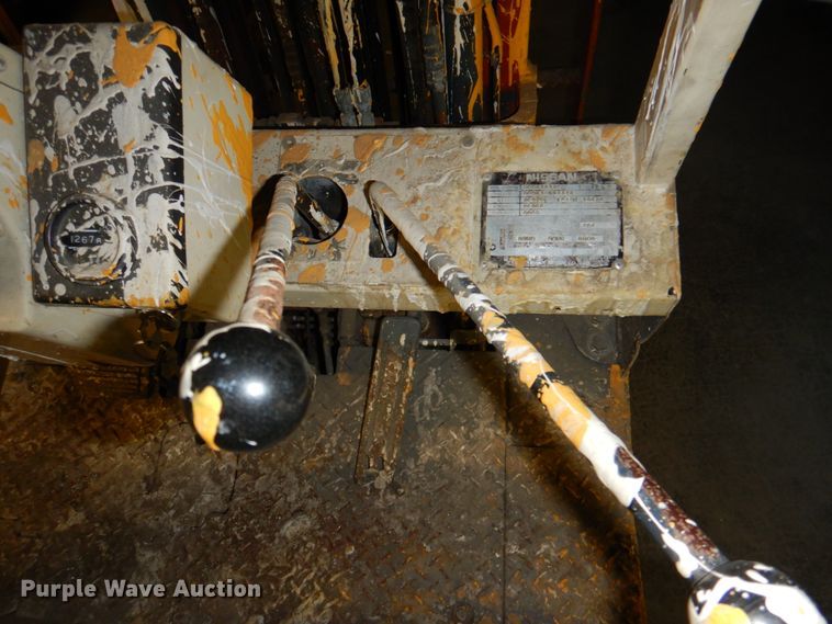 image for item JS9182 Nissan 30  forklift