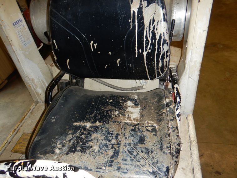 image for item JS9182 Nissan 30  forklift