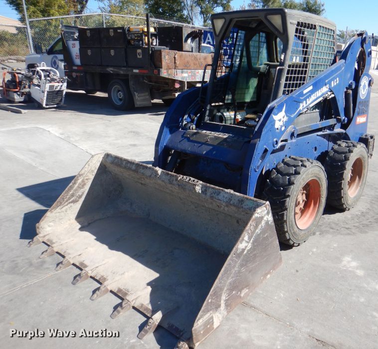 image for item JS9199 2011 Bobcat S185  skid steer loader