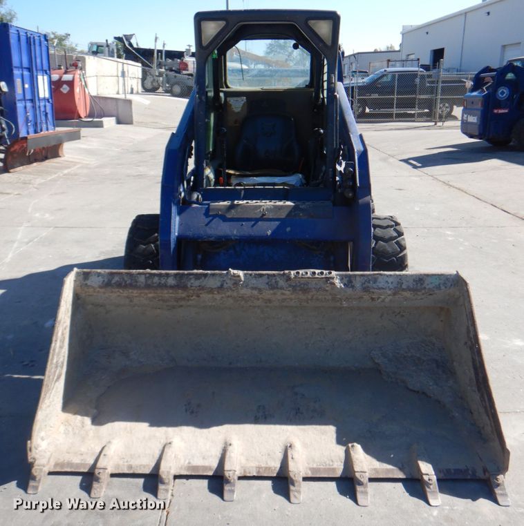 image for item JS9199 2011 Bobcat S185  skid steer loader