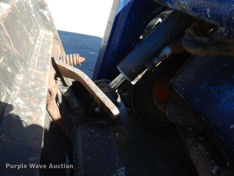 image for item JS9199 2011 Bobcat S185  skid steer loader