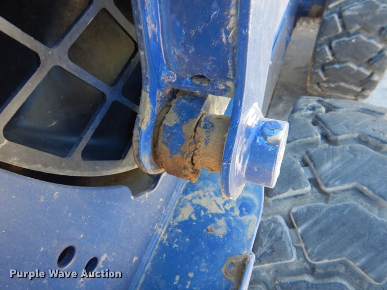 image for item JS9199 2011 Bobcat S185  skid steer loader