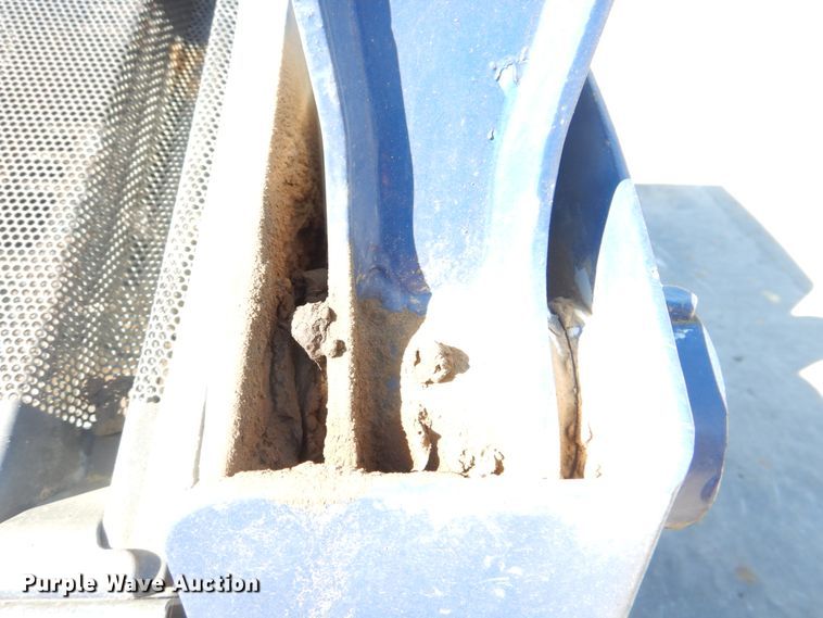 image for item JS9199 2011 Bobcat S185  skid steer loader