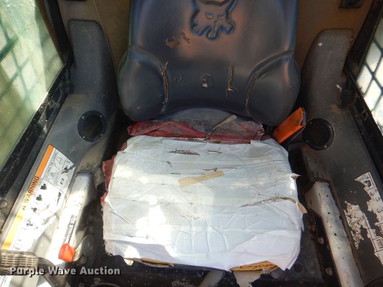 image for item JS9199 2011 Bobcat S185  skid steer loader