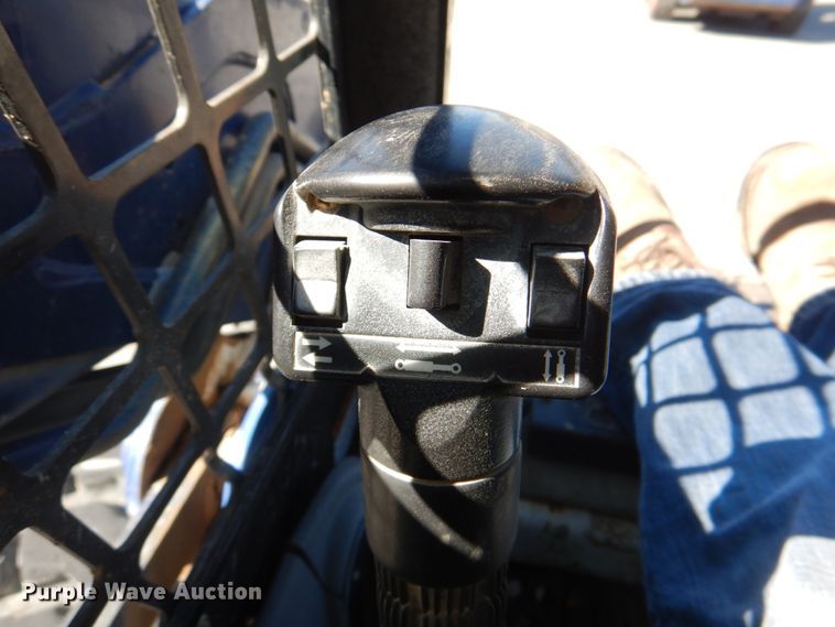 image for item JS9199 2011 Bobcat S185  skid steer loader