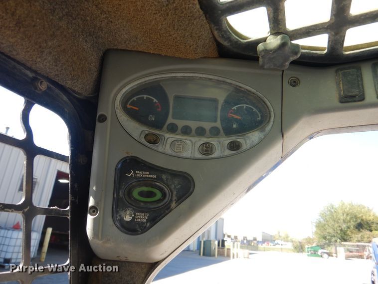 image for item JS9199 2011 Bobcat S185  skid steer loader