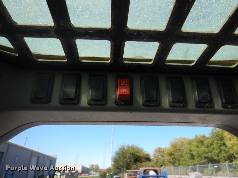 image for item JS9199 2011 Bobcat S185  skid steer loader