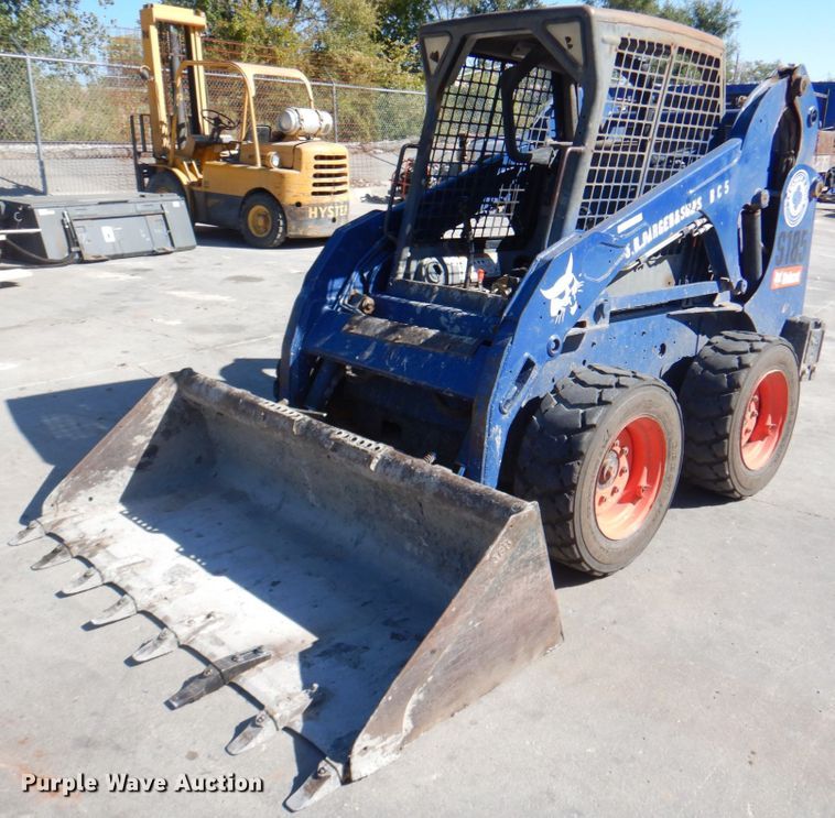 image for item JS9200 2010 Bobcat S185  skid steer loader