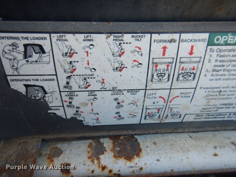 image for item JS9200 2010 Bobcat S185  skid steer loader