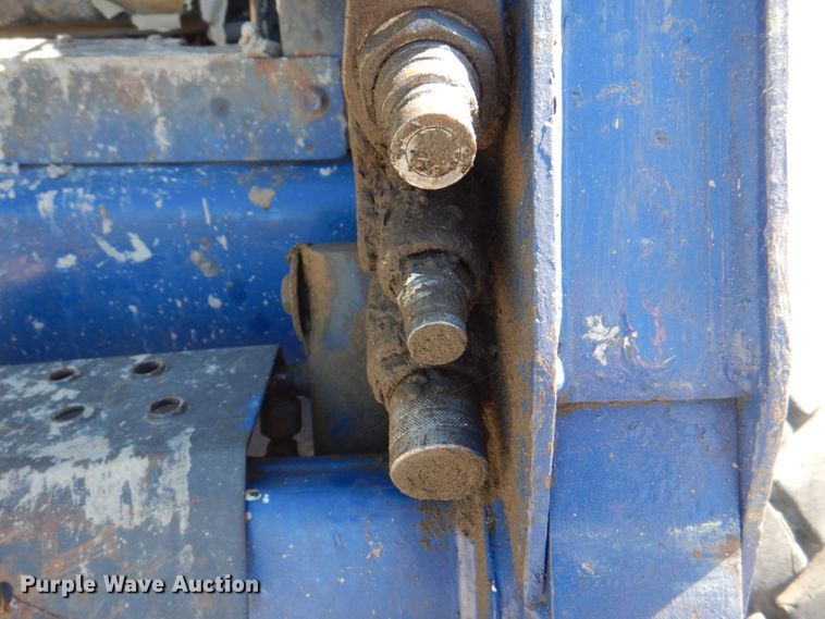 image for item JS9200 2010 Bobcat S185  skid steer loader