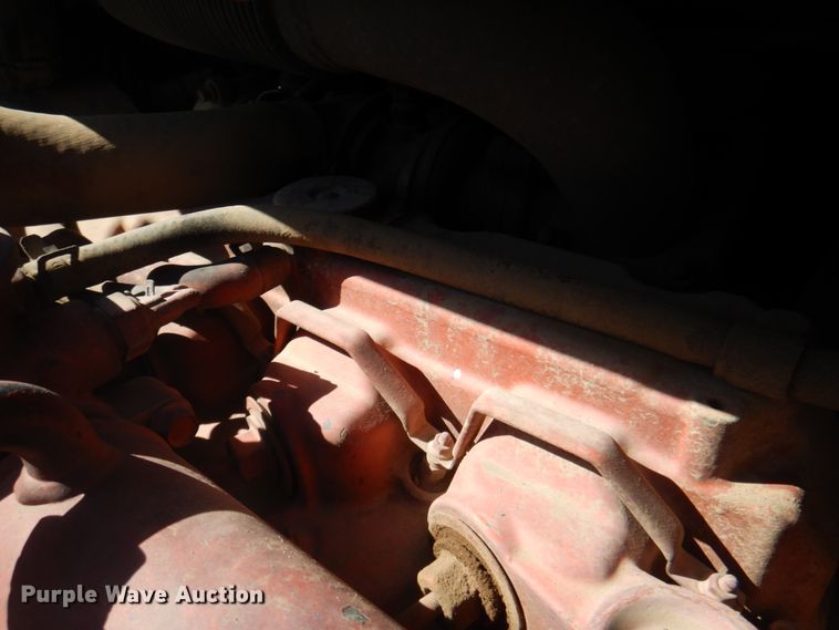 image for item JS9200 2010 Bobcat S185  skid steer loader